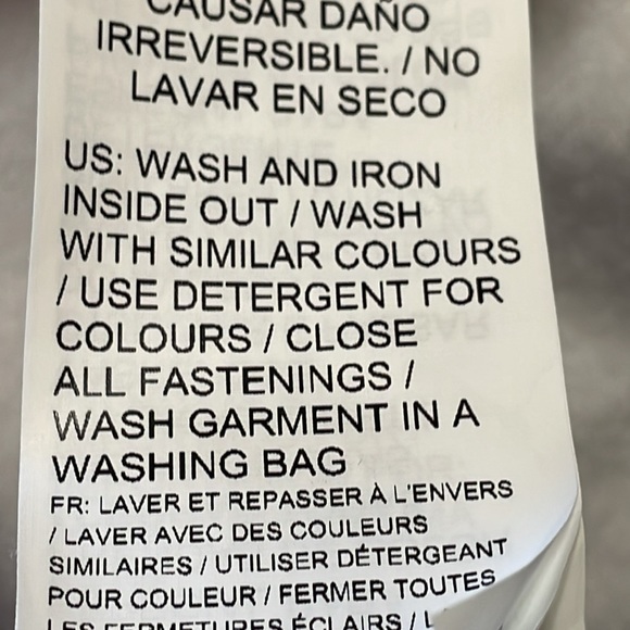 Puma Women's White Cropped Sweatshirt. Excellent Condition. Size XL. - Picture 12 of 12